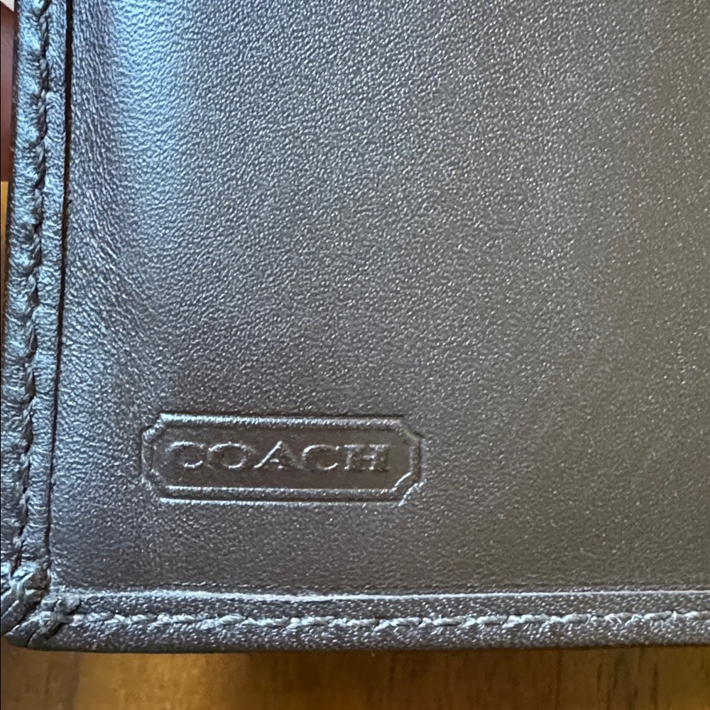 Coach Vintage Soho Brown Leather Buckle Bi-Fold Wallet with Silver Hardware - Picture 6 of 10